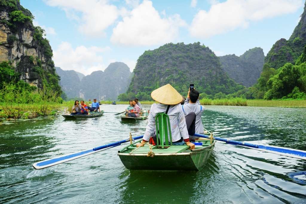 Виетнам, река, лодки онлайн пъзел