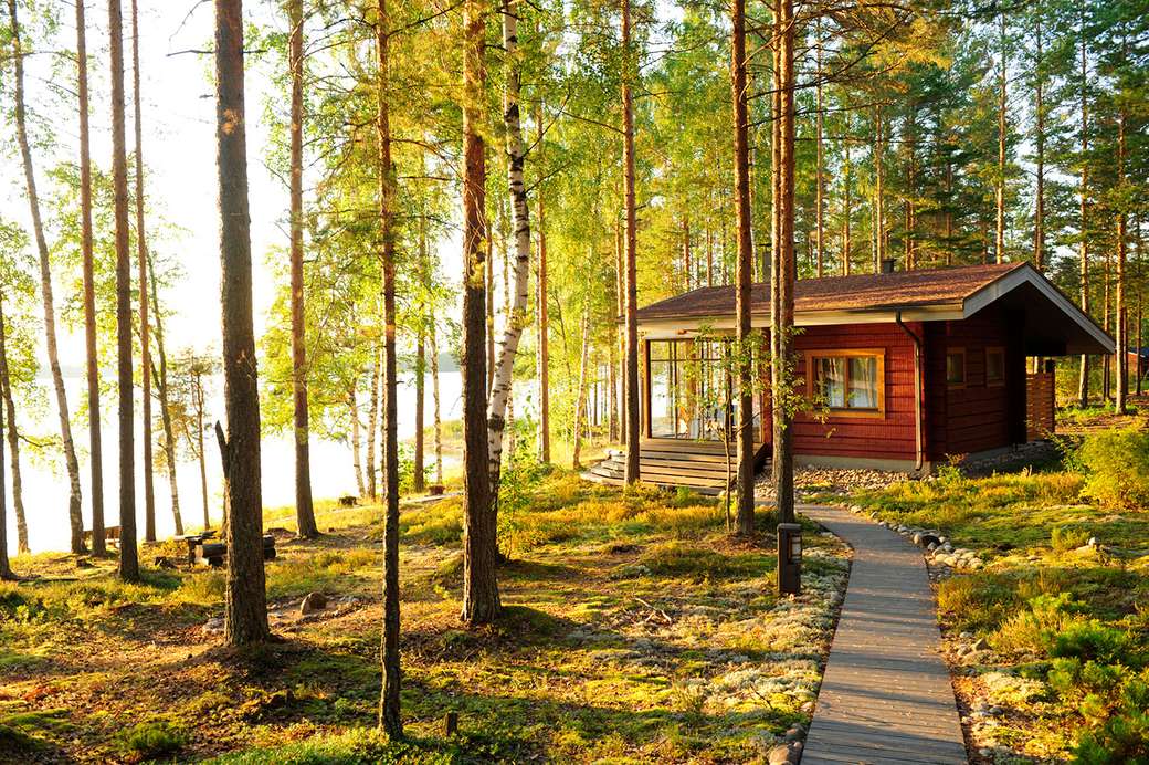 Chata u jezera ve Finsku skládačky online