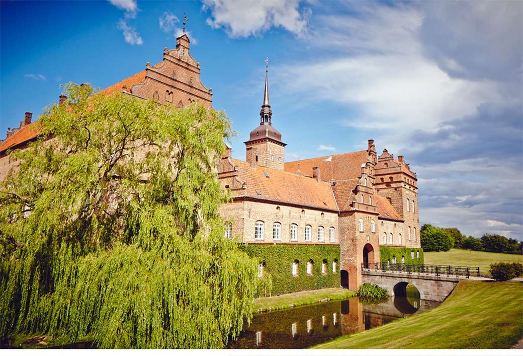 Nyborg Castle Holckenhavn Dánia online puzzle