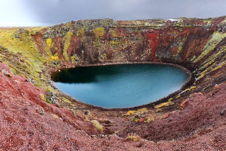 Vulkan krater sjö i Island Pussel online