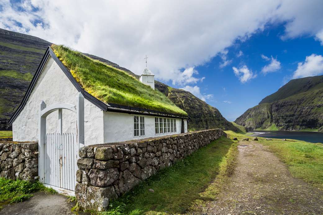 Къща на Фарьорските острови онлайн пъзел