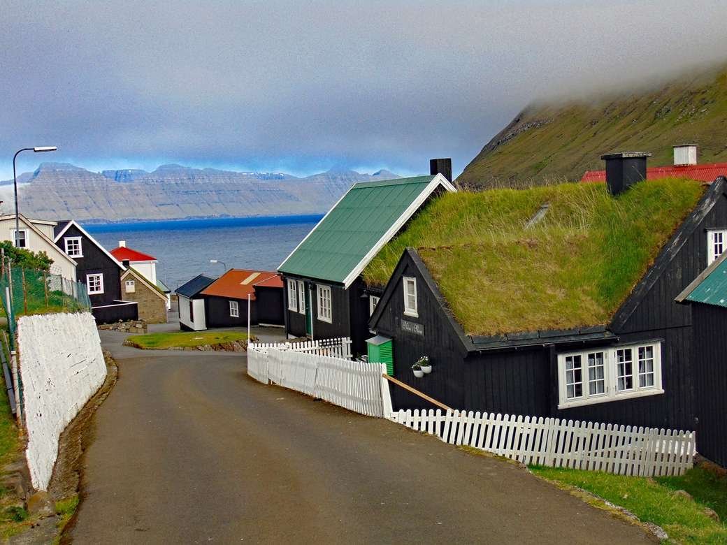 Cidade de Torshavn nas Ilhas Faroe quebra-cabeças online