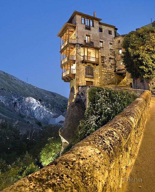 spanien - hus på berget Pussel online