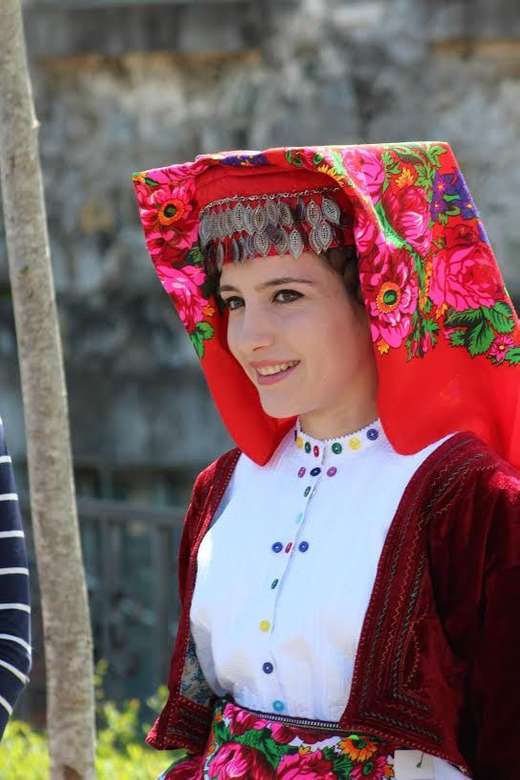 krásná albanka skládačky online