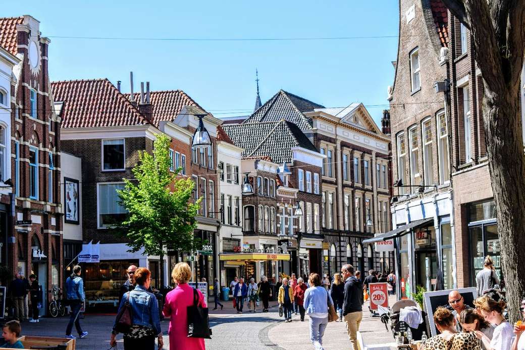 Город Зволле в Нидерландах пазл онлайн