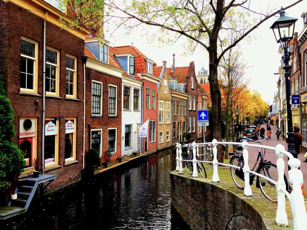 Città di Delft nei Paesi Bassi puzzle online