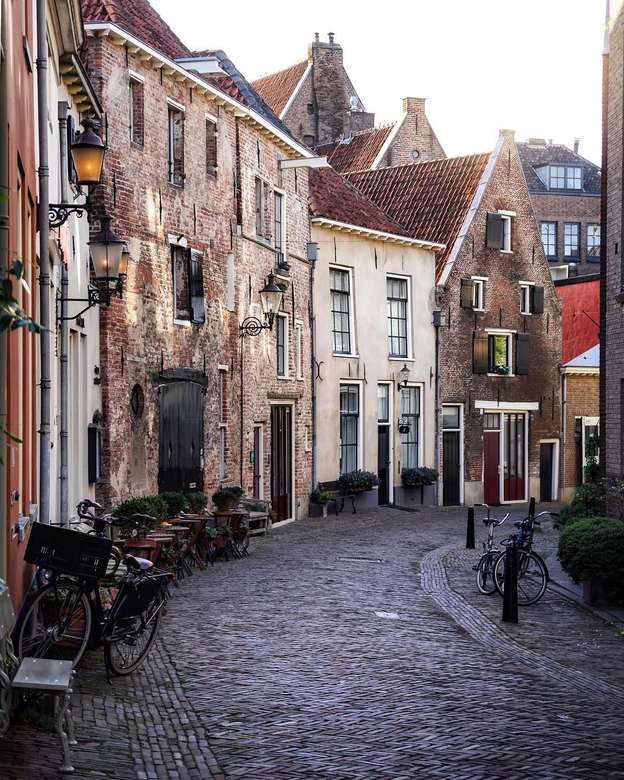 Deventer stad i Nederländerna Pussel online