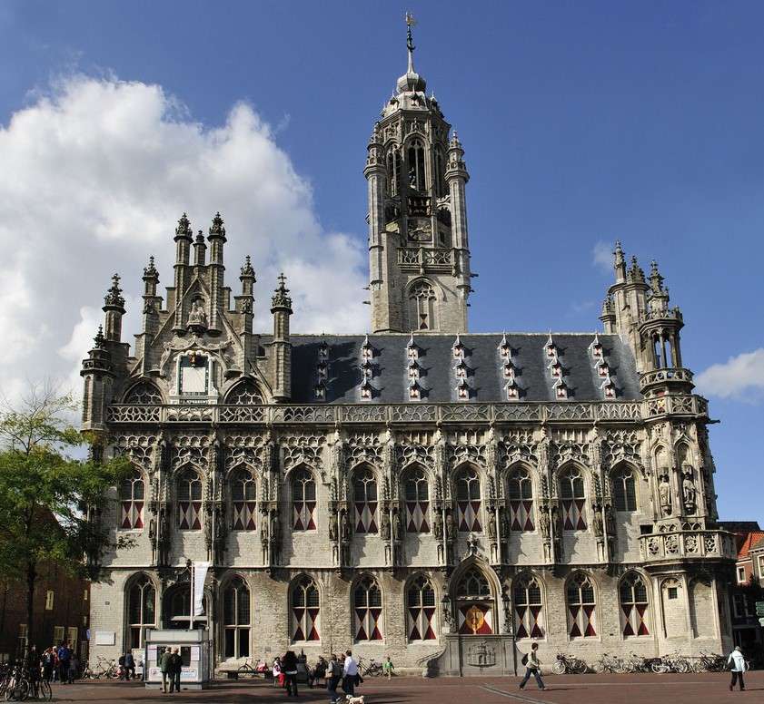 Middelburg Town Hall Zeeland онлайн пъзел
