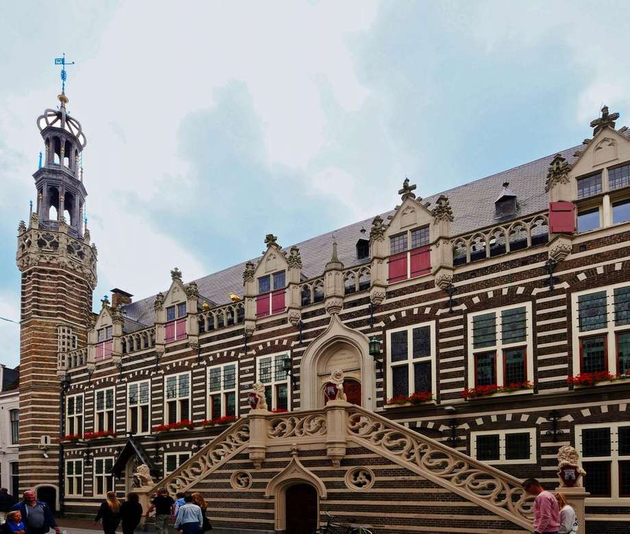 Orașul Alkmaar din Olanda jigsaw puzzle online
