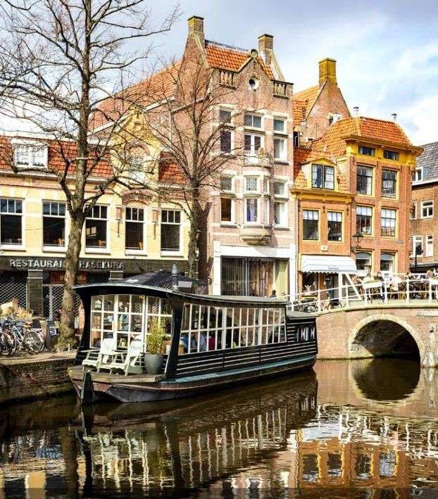 Алкмар город в Нидерландах пазл онлайн