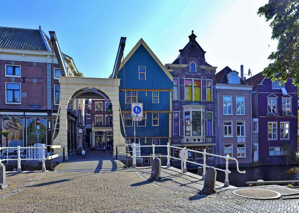 Алкмар город в Нидерландах онлайн-пазл