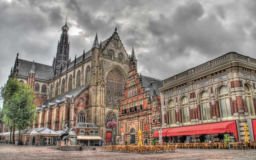 Haarlem stad i Nederländerna Pussel online