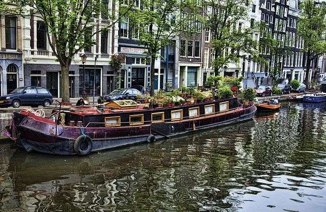 Амстердам плаваща лодка Холандия онлайн пъзел