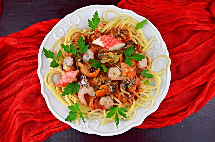 Aromatisk spagetti med skaldjur Pussel online