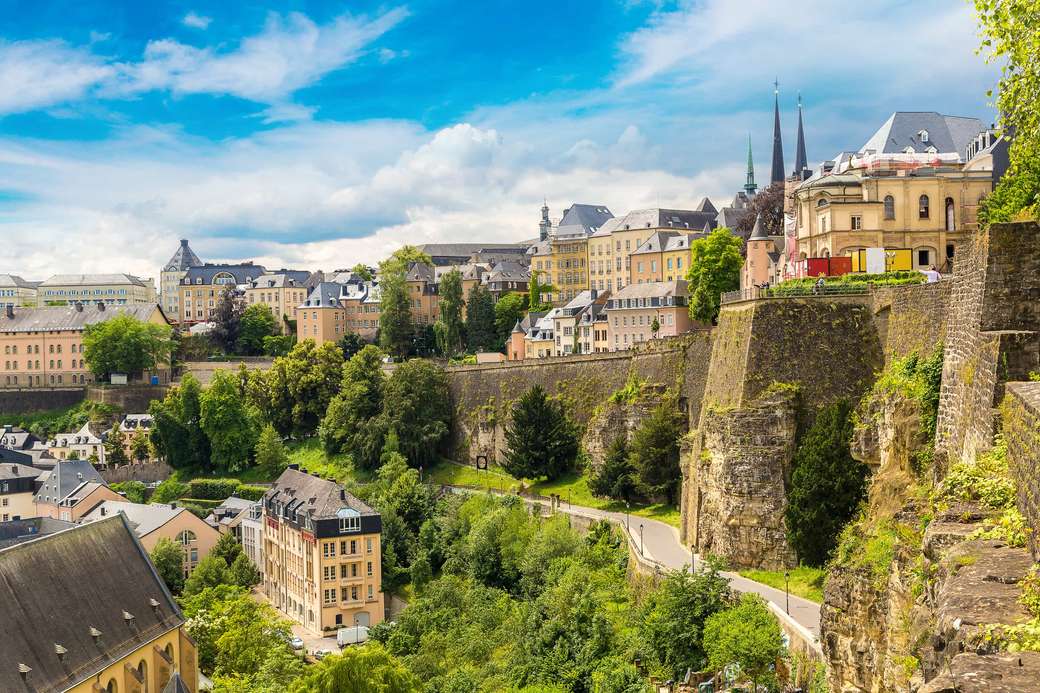 Stadspanorama av Luxemburg Pussel online