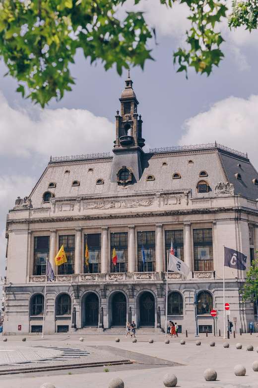 Charleroi stad i Belgien pussel på nätet
