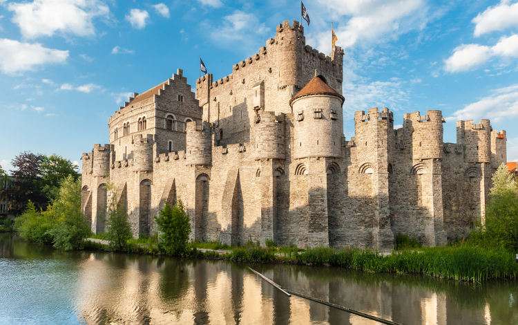 Ghent släpt slott Gravensteen Belgien pussel på nätet