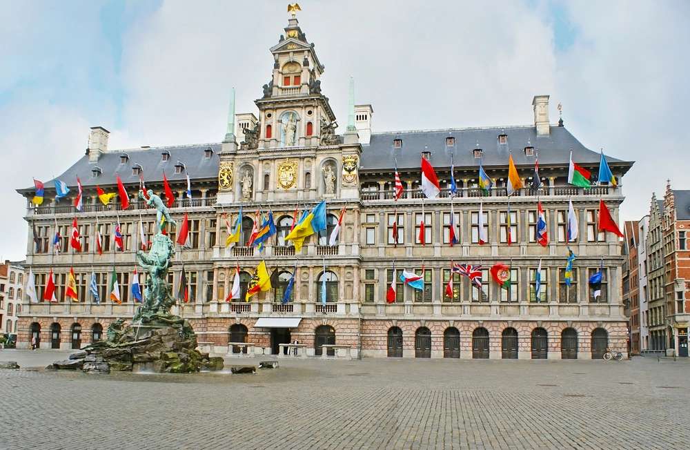 Historisches Gebäude Antwerpen Puzzlespiel online