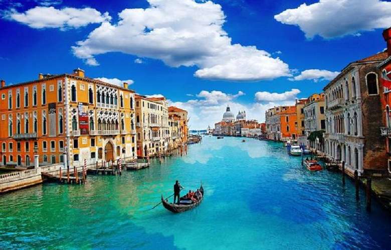 << Във Венеция >> онлайн пъзел