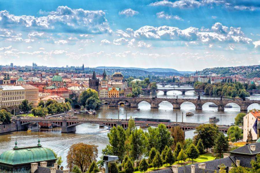 Praga-Fluss, Brücken Online-Puzzle