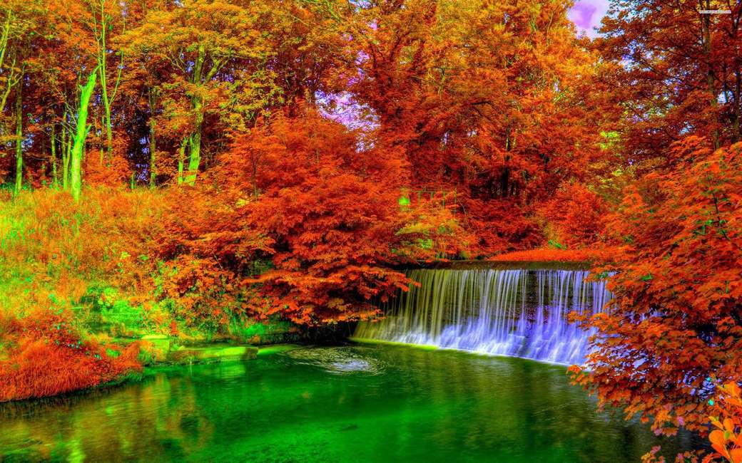 Осенний пейзаж с водопадом онлайн-пазл