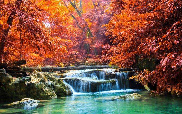 Podzimní krajina s vodopádem online puzzle