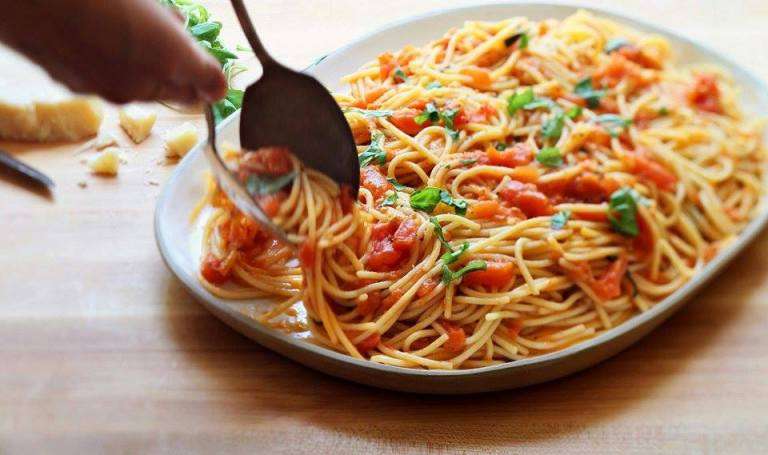 Spaghetti pussel på nätet