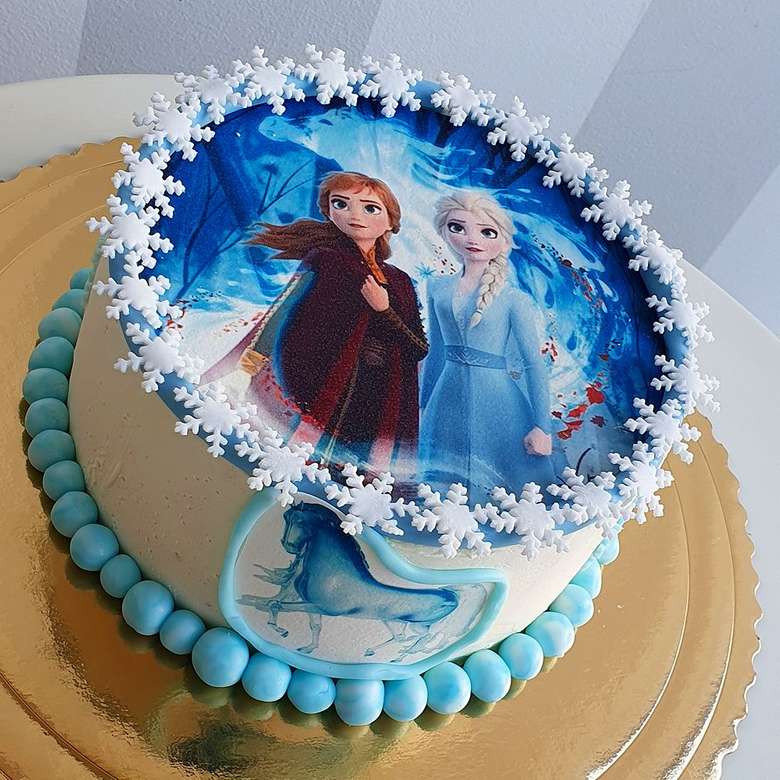 Торт на день рождения онлайн-пазл