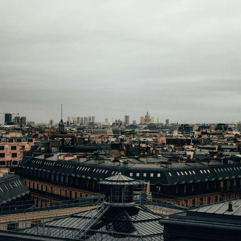 #paris #roof #parisien #eiffel #moody #dark пазл онлайн
