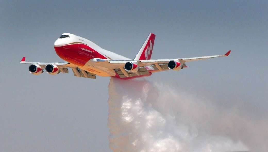 747 bombero ............. rompecabezas en línea