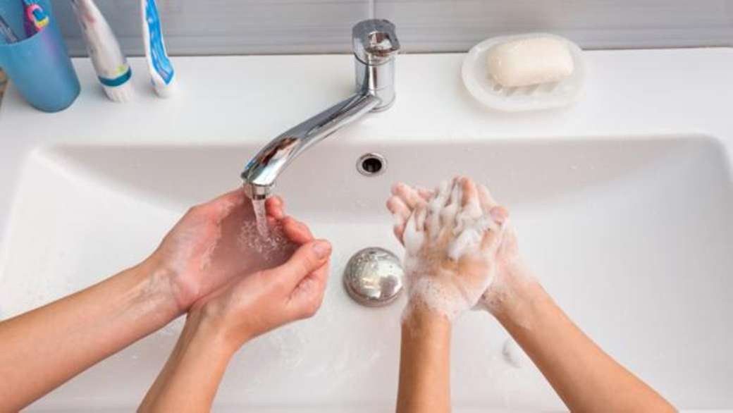 umýt ruce skládačky online