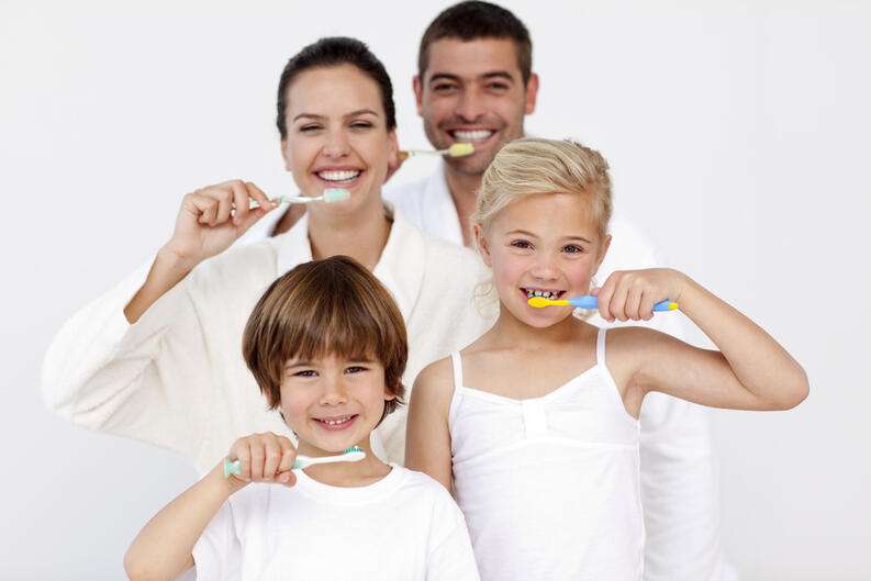 βούρτσισε τα δόντια σου online παζλ