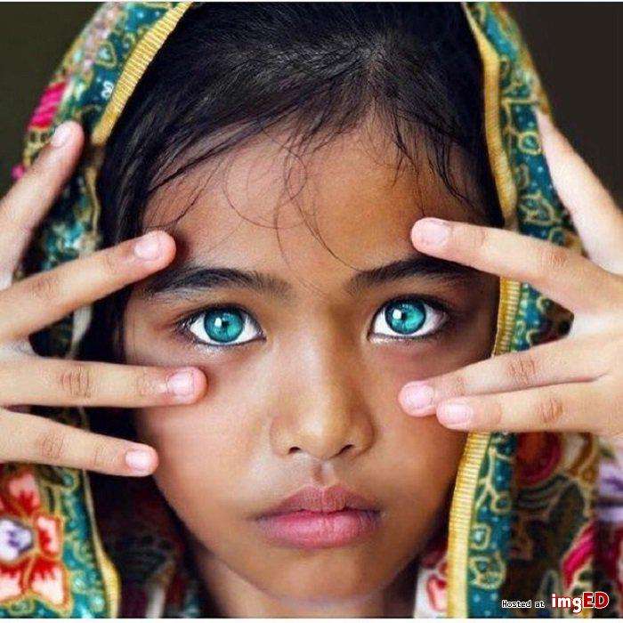 καταπληκτικά πράσινα μάτια online παζλ