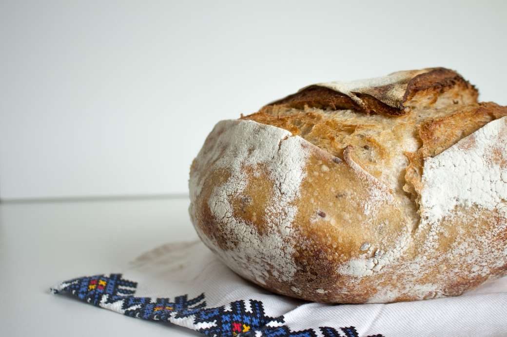 крупним планом хліб на заквасці онлайн пазл