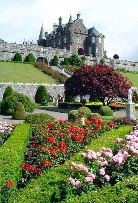 Drummond Castle, Perthshire, Skotsko skládačky online
