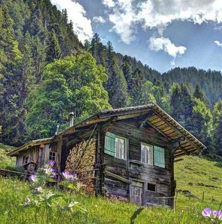 Alpiene hut in Zwitserland legpuzzel online