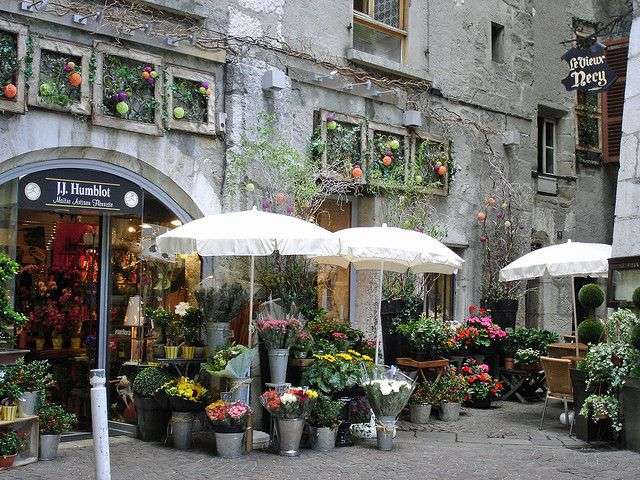 Магазин за цветя в Париж онлайн пъзел
