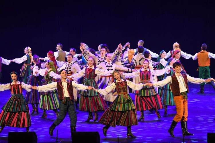 Folksång och dansensemble 'Mazowsze' pussel på nätet
