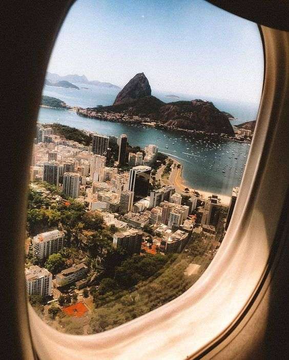 Sugarloaf viewed from the plane online puzzle