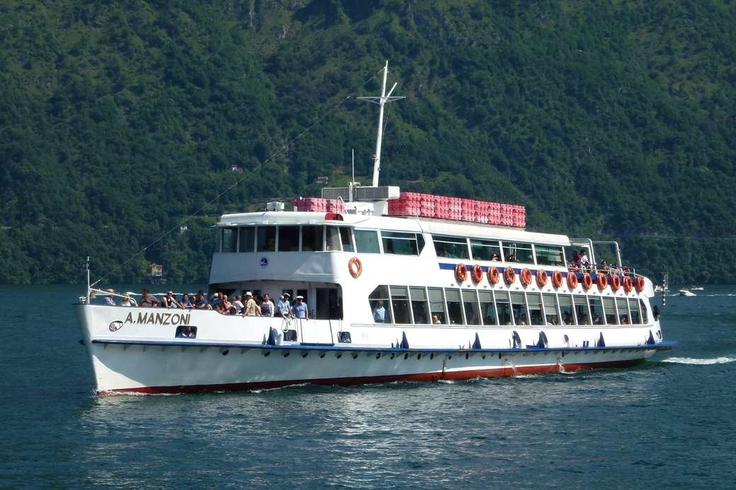 Gita in barca sul Lago di Como puzzle online