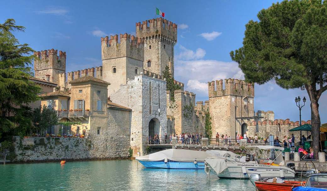 Scaligerburg στη λίμνη Garda παζλ online
