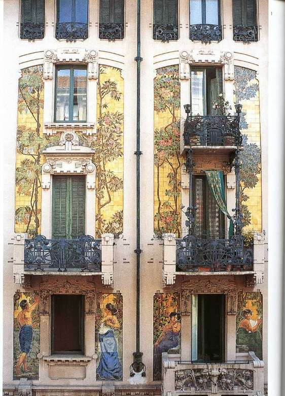 Милан Изкусно боядисани фасади онлайн пъзел