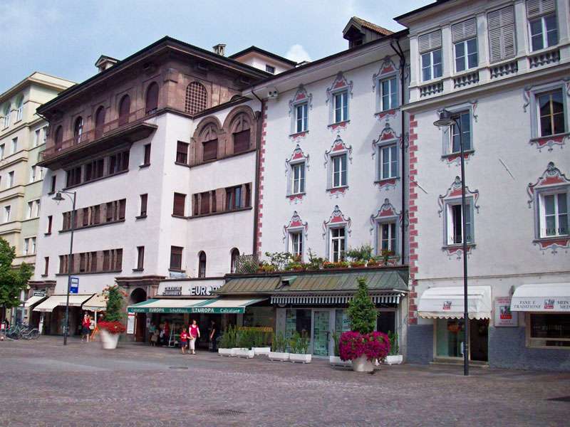 Bozen Dominikanerplatz Zuid-Tirol online puzzel