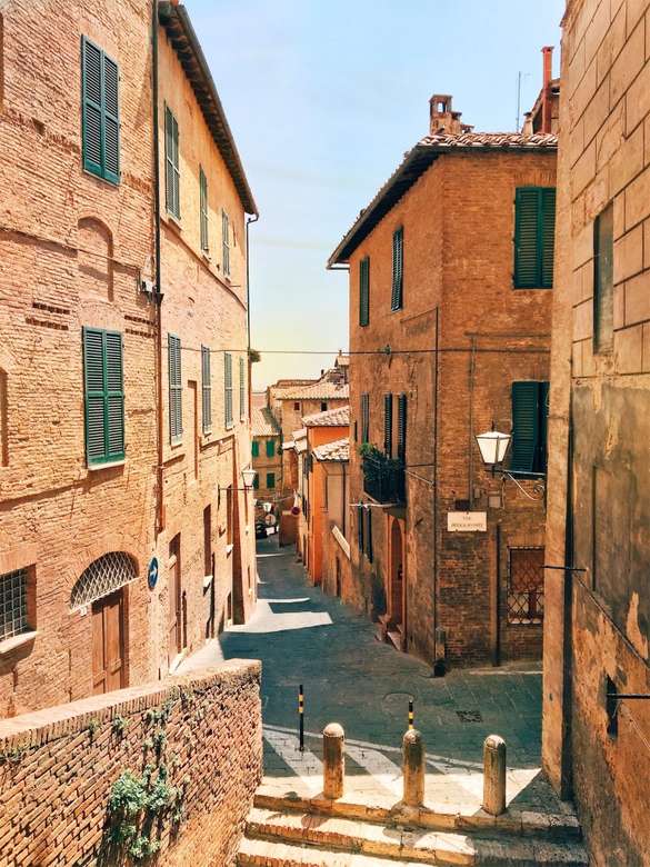Siena gamla stadsdel Toscana Pussel online