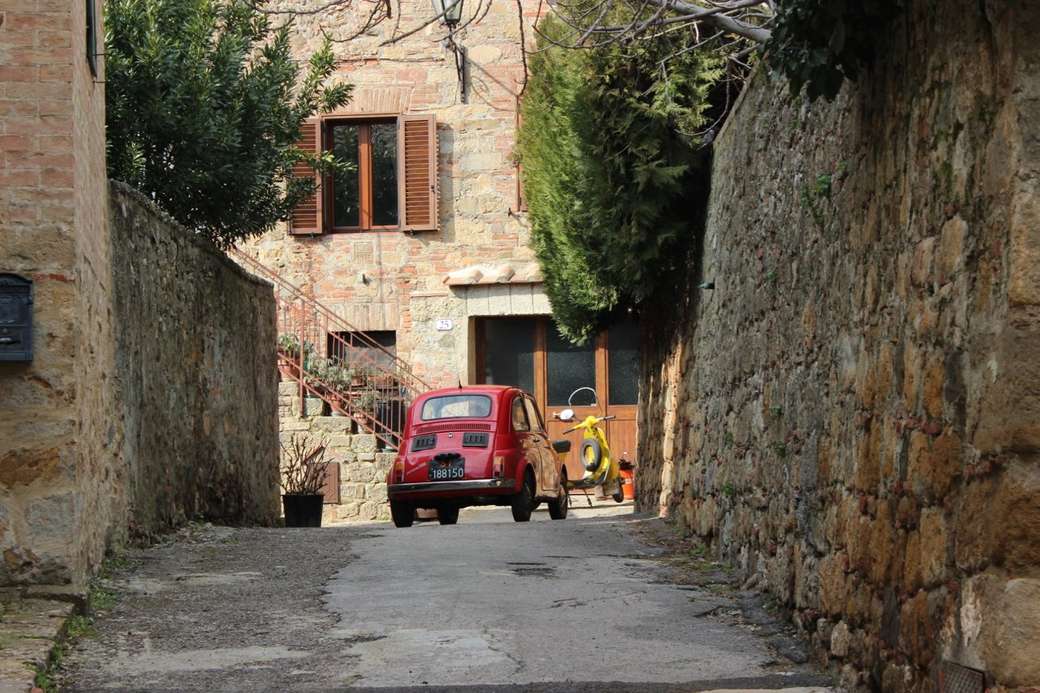 Cidade de Montone na Umbria quebra-cabeças online
