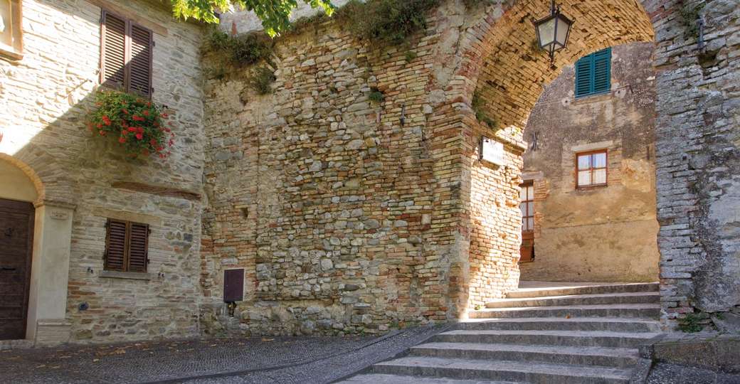 Montone város Umbria-ban kirakós online