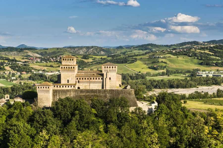 Torrechiara Castello Region Emila Romagna Online-Puzzle