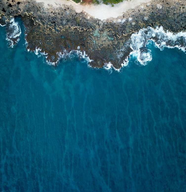 въздушна фотография на море онлайн пъзел