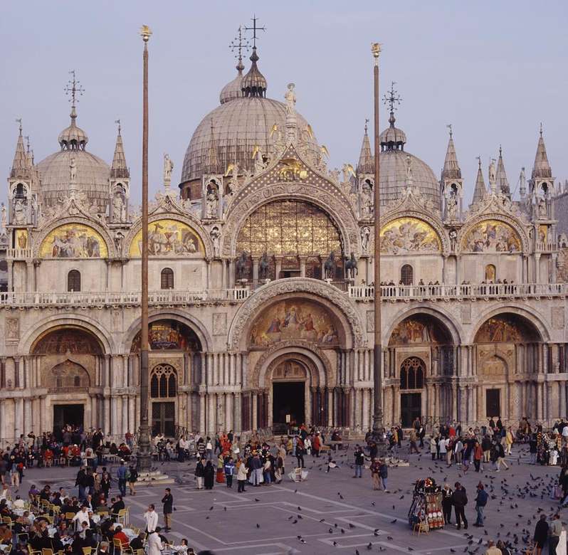 Saint Mark's Cathedral in Venice online puzzle