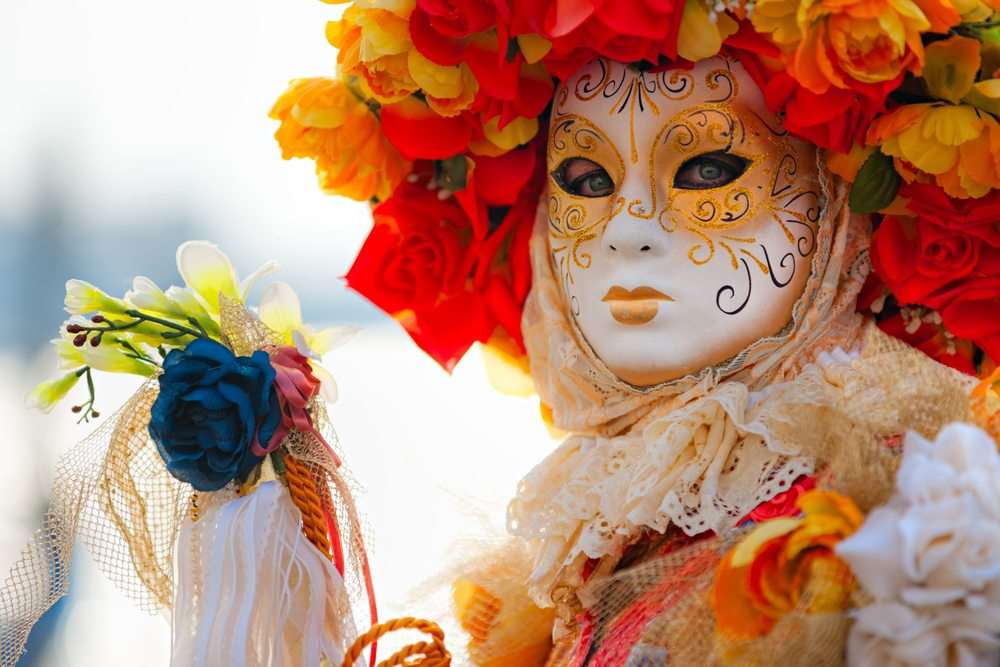Máscaras e fantasias venezianas Carnaval de Veneza puzzle online